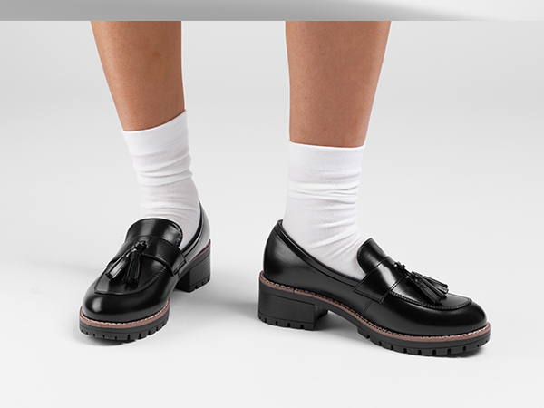 Women's Chunk Penny Loafers With Tassels-Dream Pairs